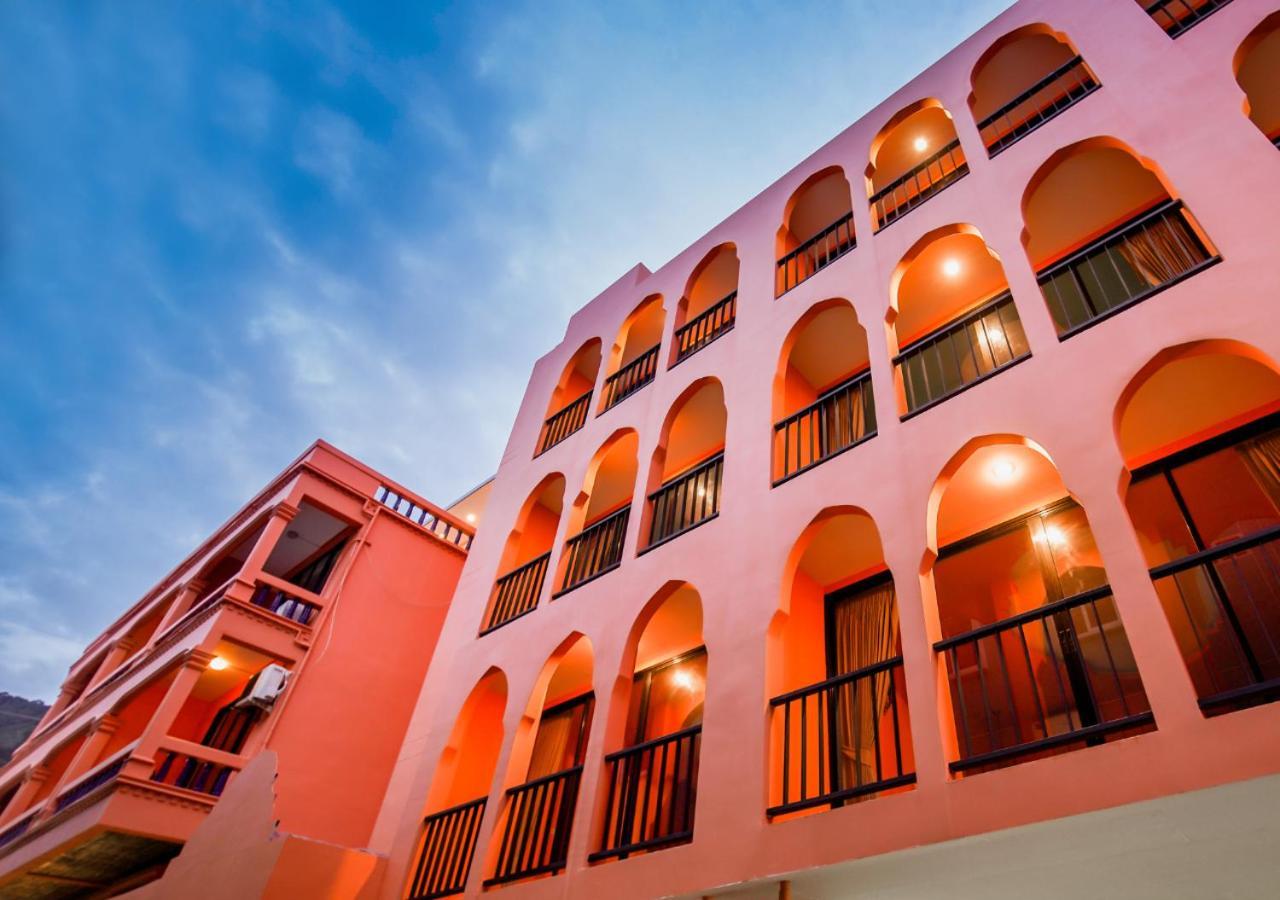 Khaleej Mass Hotel Patong Exterior foto